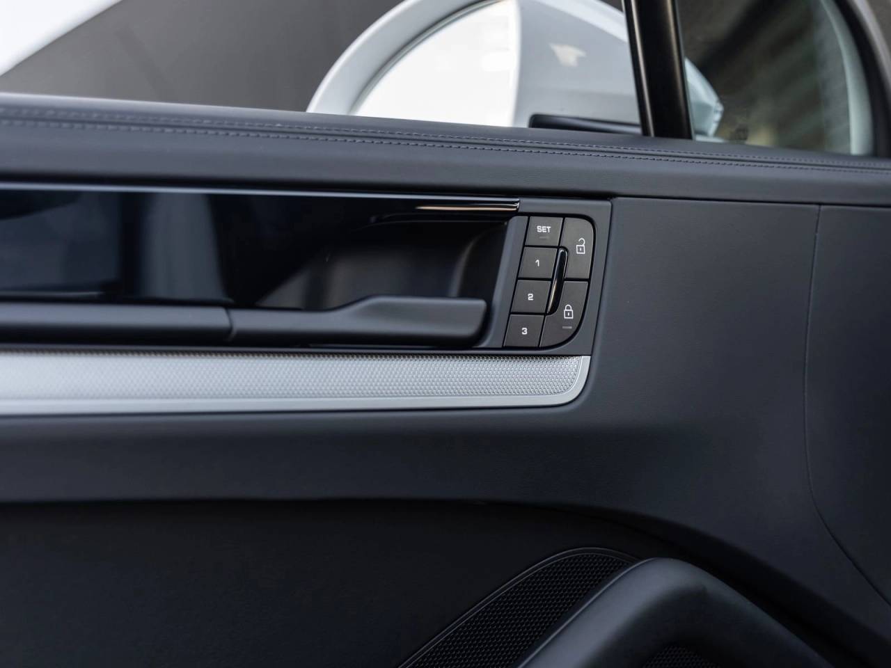 2026 Porsche Cayenne AWD
