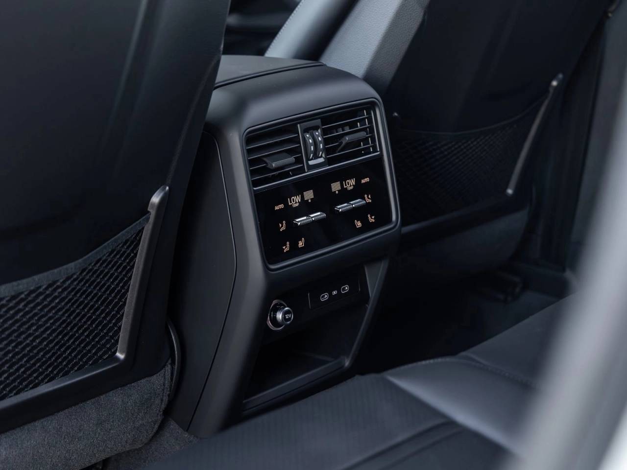2026 Porsche Cayenne AWD