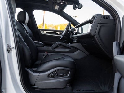 2026 Porsche Cayenne AWD