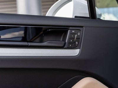 2026 Porsche Cayenne AWD