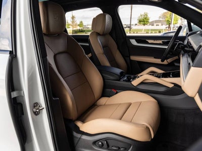 2026 Porsche Cayenne AWD