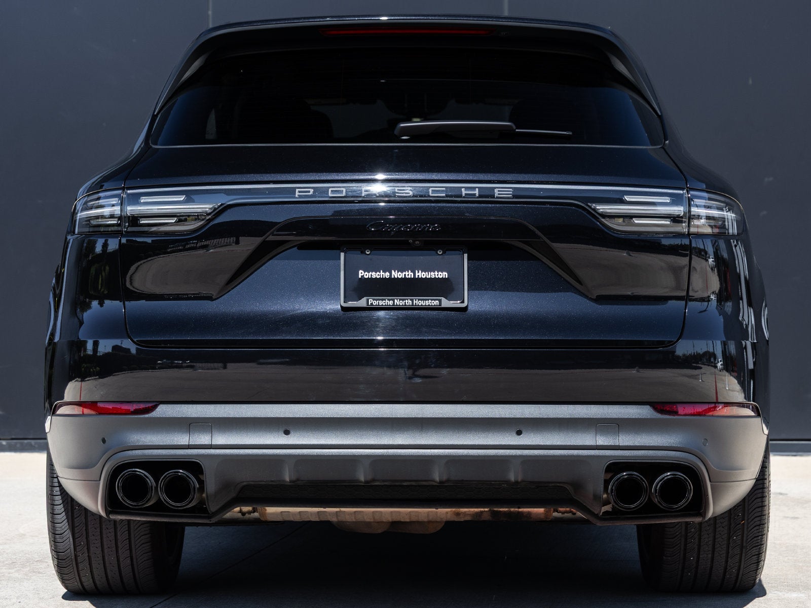 2022 Porsche Cayenne Base