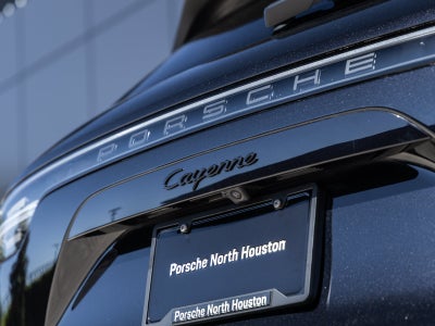 2022 Porsche Cayenne Base