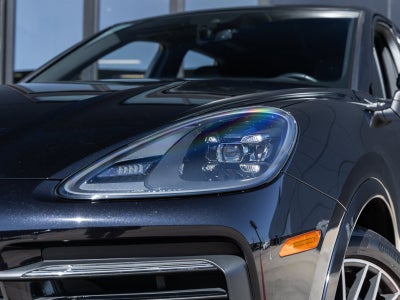 2022 Porsche Cayenne Base