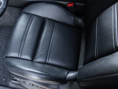 2022 Porsche Cayenne Base