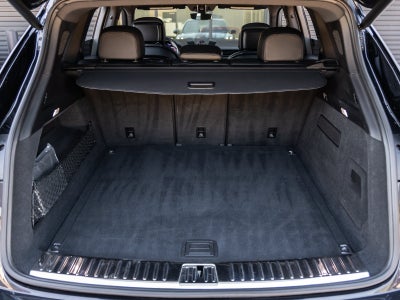 2022 Porsche Cayenne Base