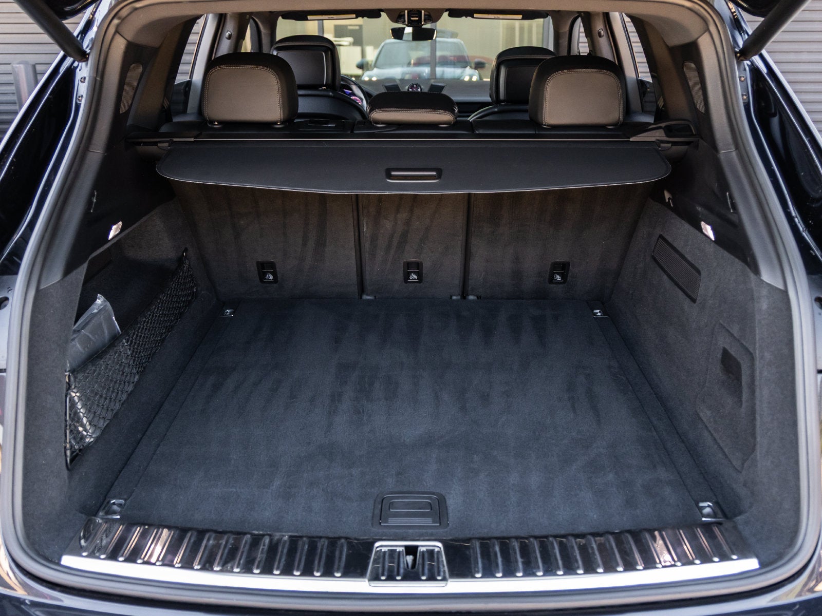 2022 Porsche Cayenne Base