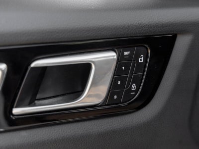 2023 Porsche Cayenne Cayenne Platinum Edition (MY23)