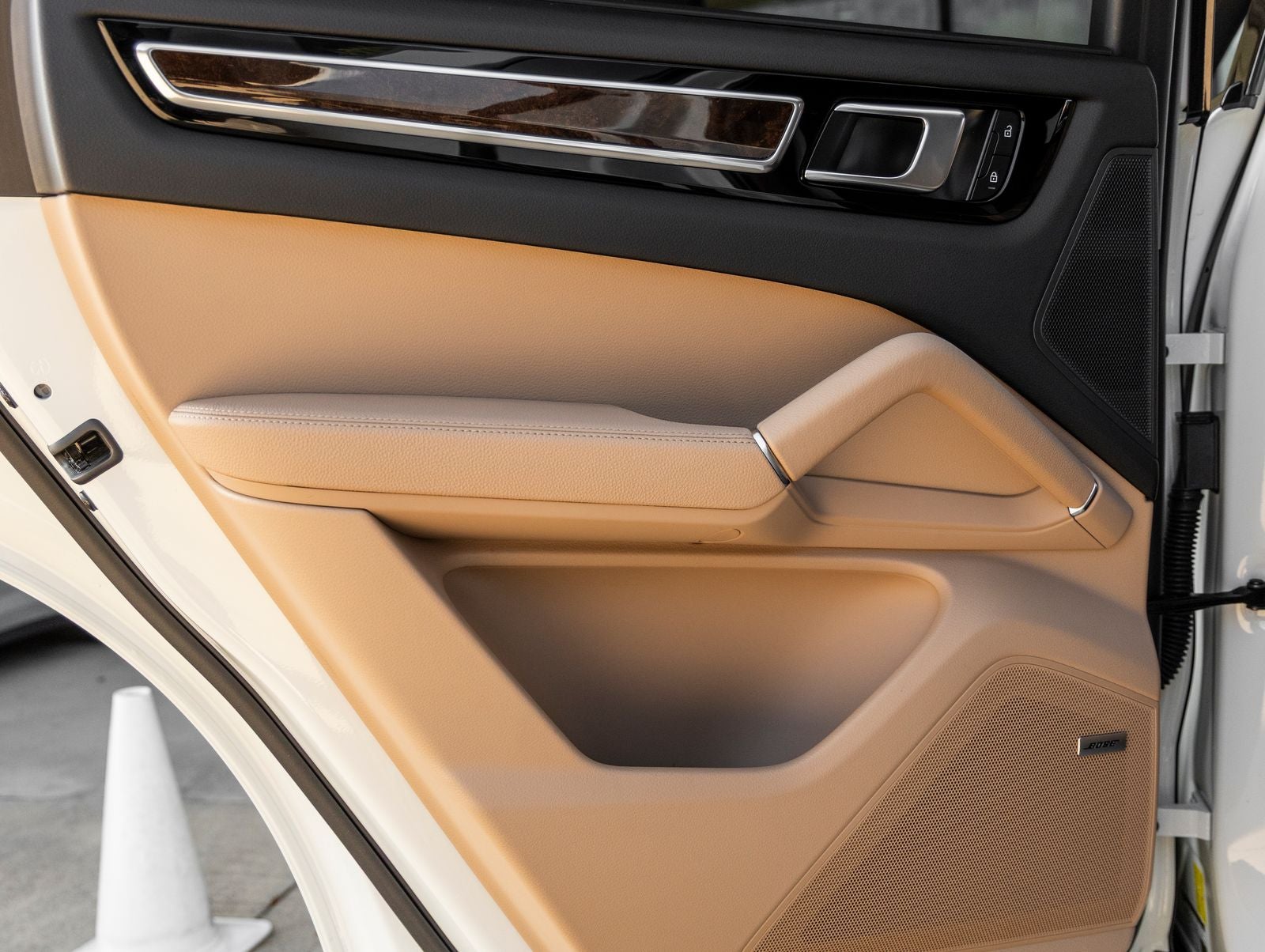 2023 Porsche Cayenne Cayenne Platinum Edition (MY23)