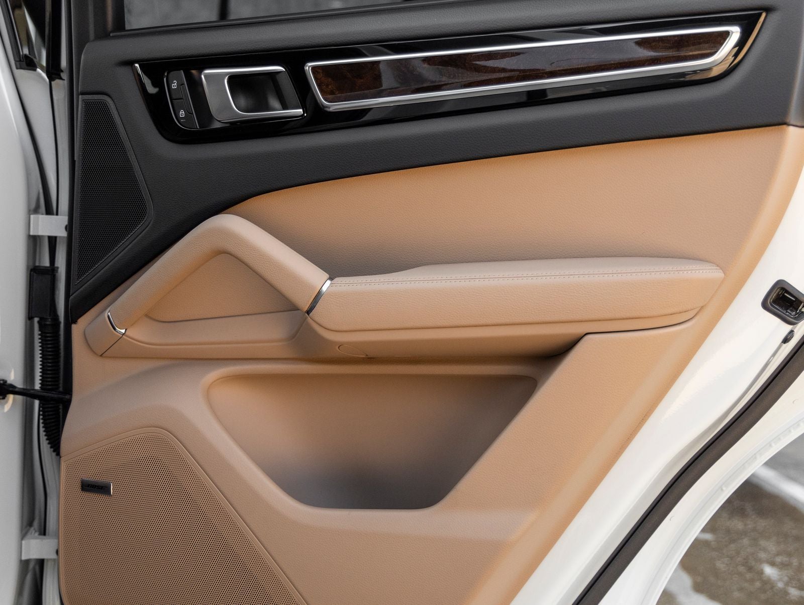 2023 Porsche Cayenne Cayenne Platinum Edition (MY23)