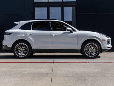 2023 Porsche Cayenne Cayenne Platinum Edition (MY23)
