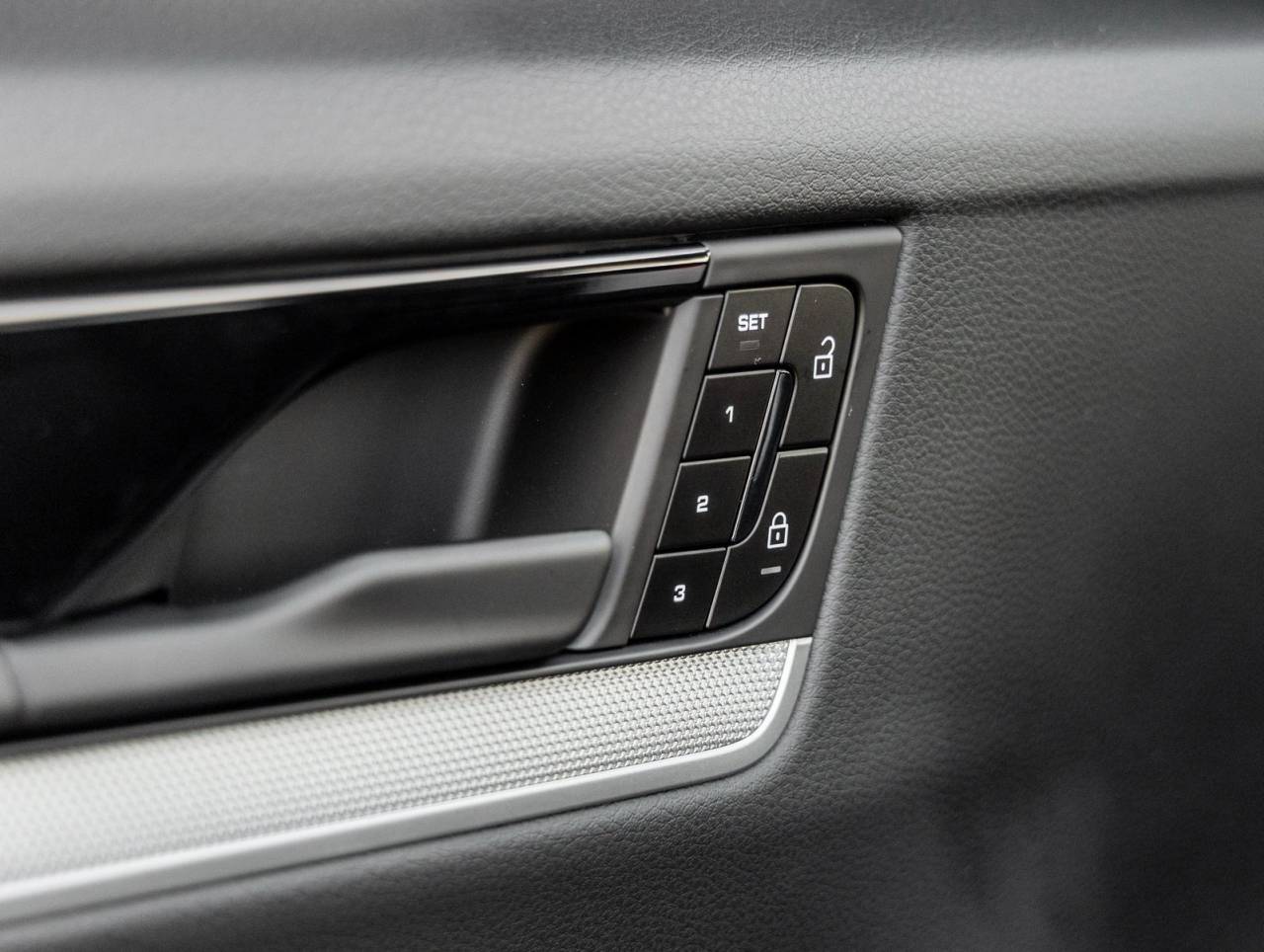 2025 Porsche Cayenne Cayenne