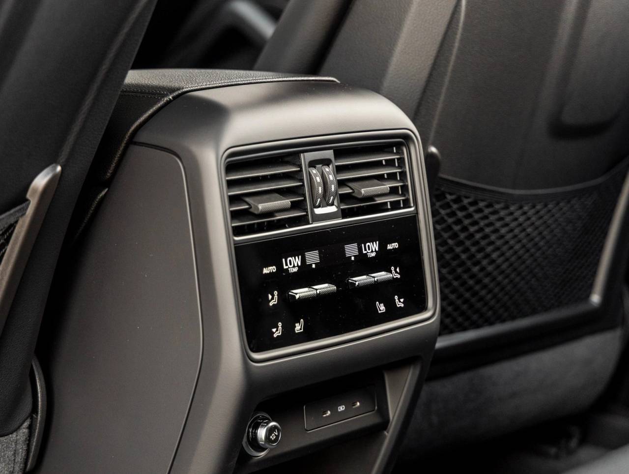 2025 Porsche Cayenne Cayenne