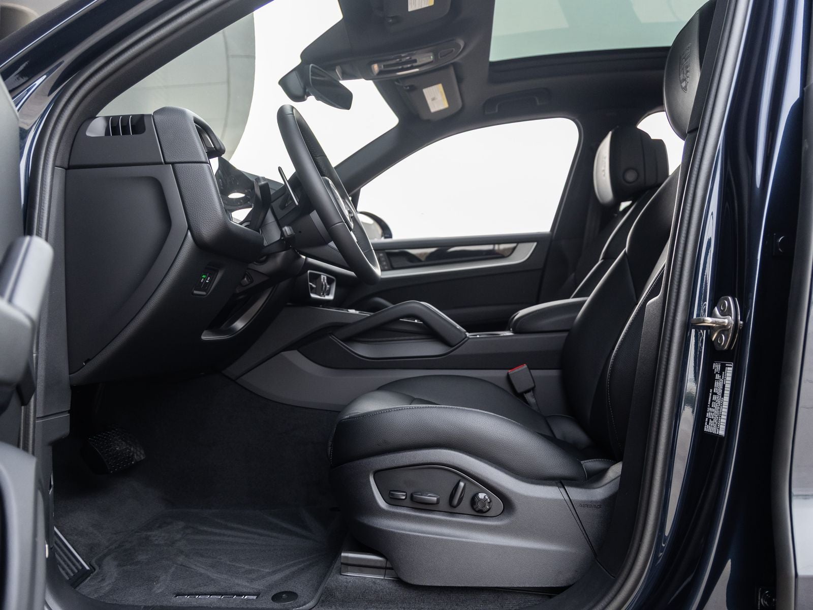 2026 Porsche Cayenne AWD