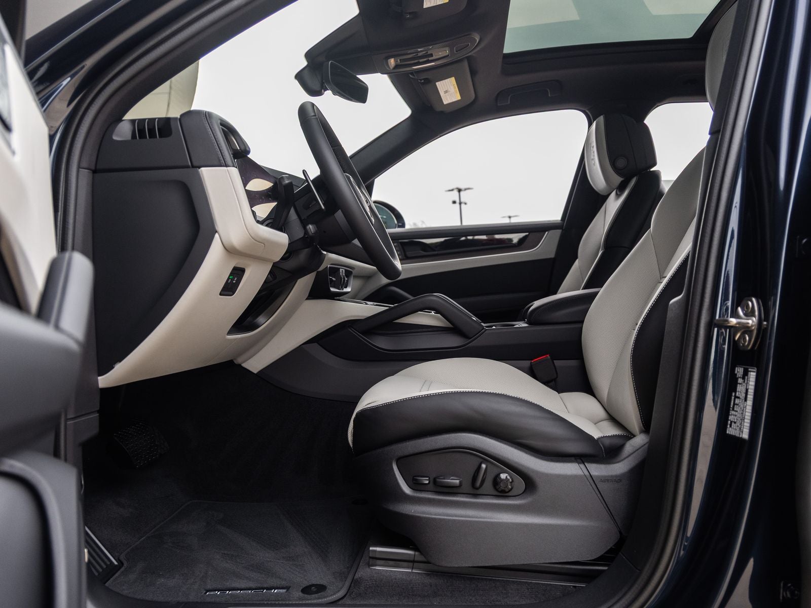 2026 Porsche Cayenne AWD