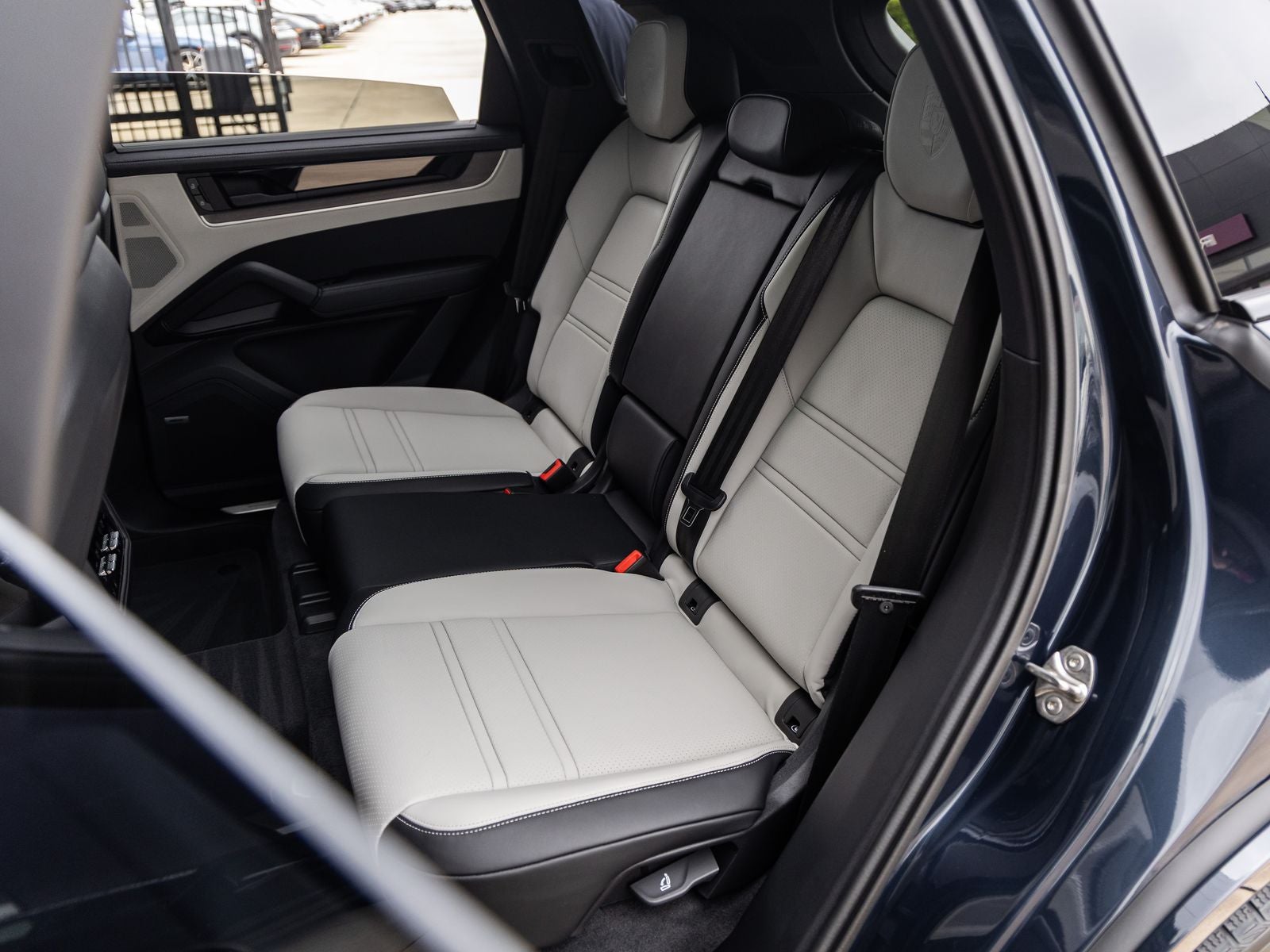 2026 Porsche Cayenne AWD