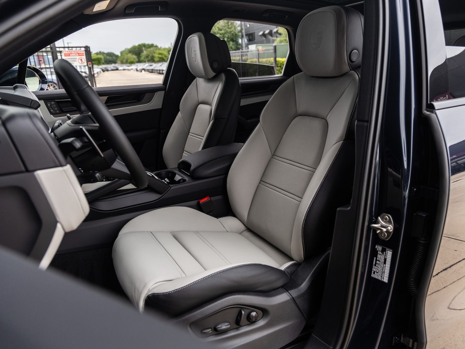 2026 Porsche Cayenne AWD