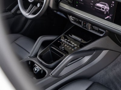2026 Porsche Cayenne AWD