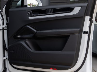 2026 Porsche Cayenne AWD