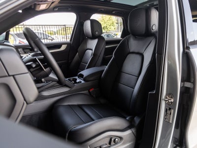 2026 Porsche Cayenne Base