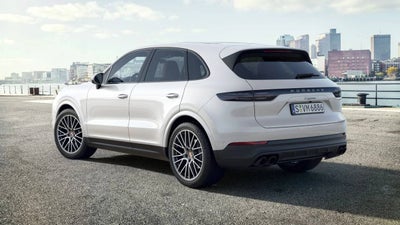 2023 Porsche Cayenne Cayenne Platinum Edition (MY23)