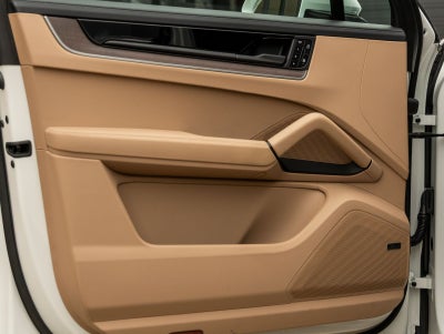 2026 Porsche Cayenne AWD