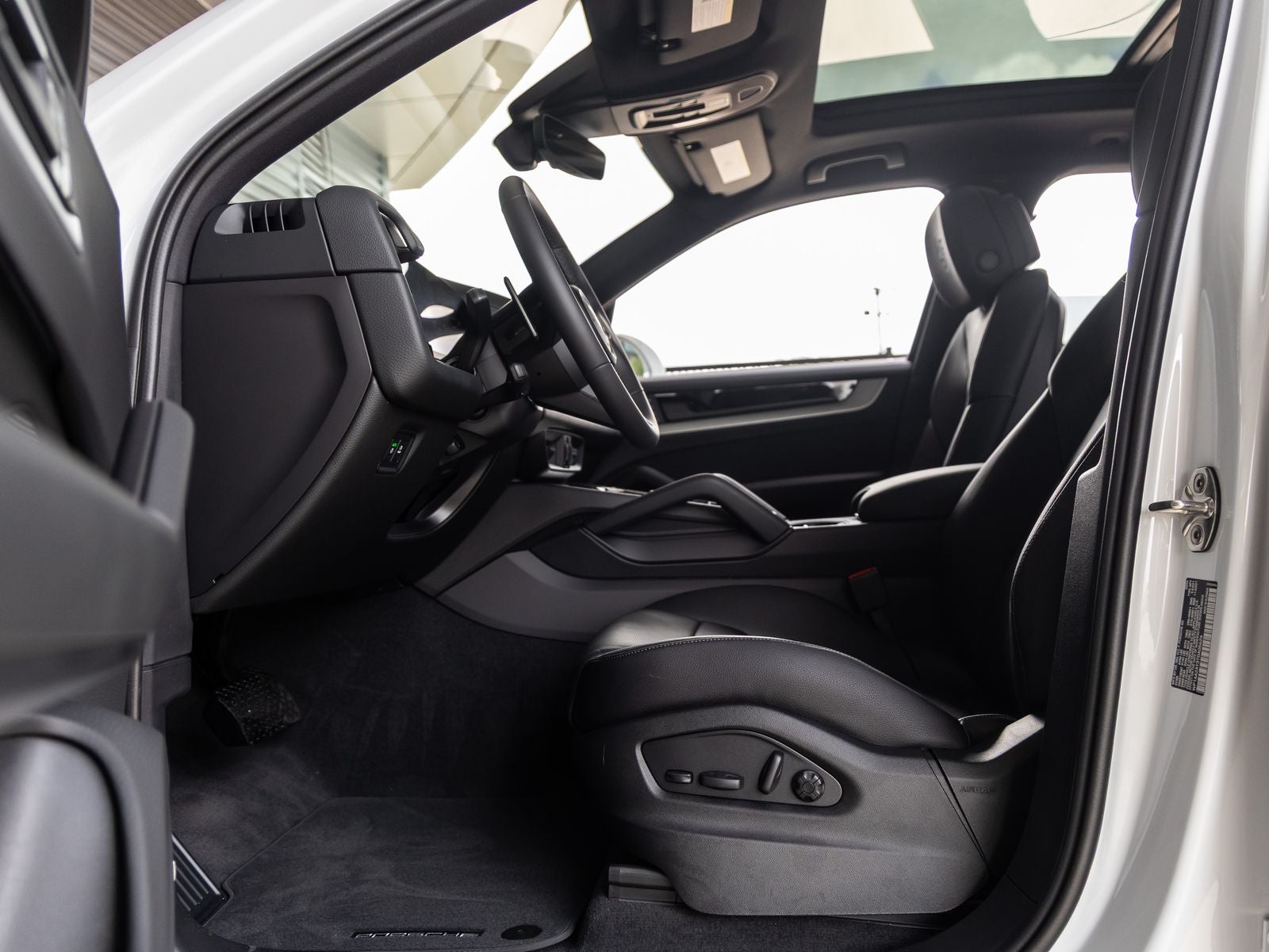 2026 Porsche Cayenne Base