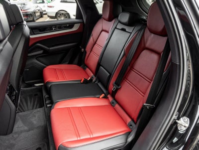 2025 Porsche Cayenne Cayenne