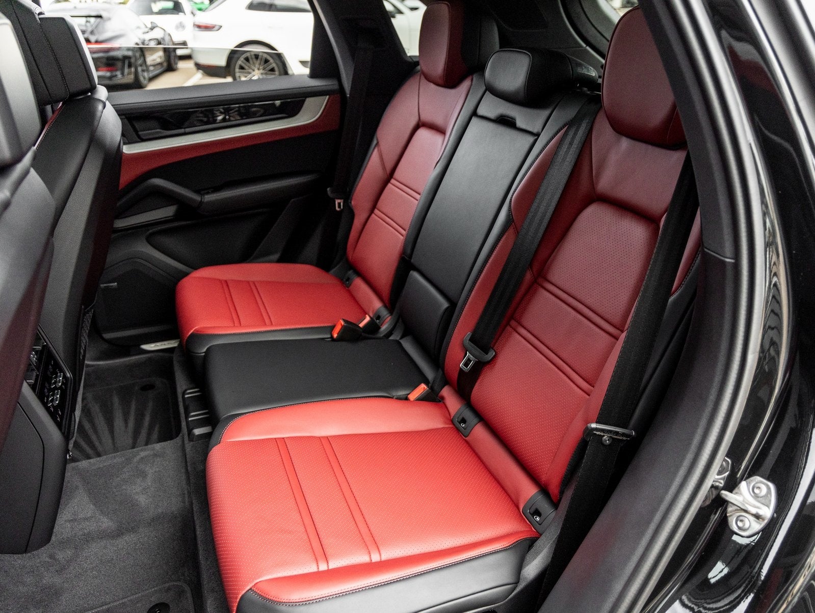 2025 Porsche Cayenne Cayenne