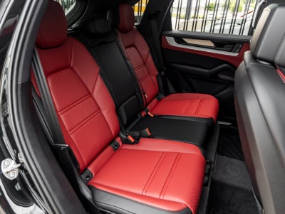 2025 Porsche Cayenne Cayenne