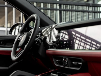 2025 Porsche Cayenne Cayenne