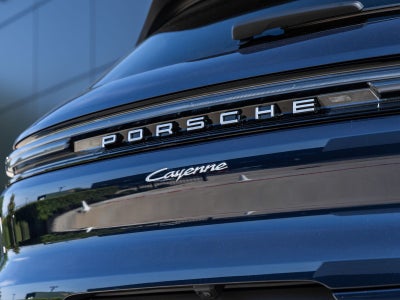 2026 Porsche Cayenne AWD