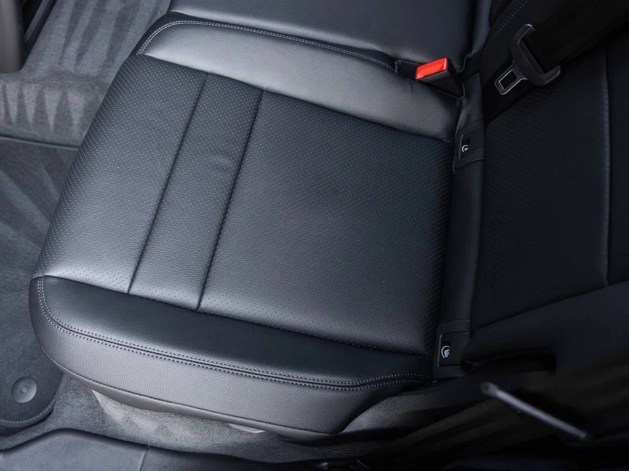 2026 Porsche Cayenne AWD
