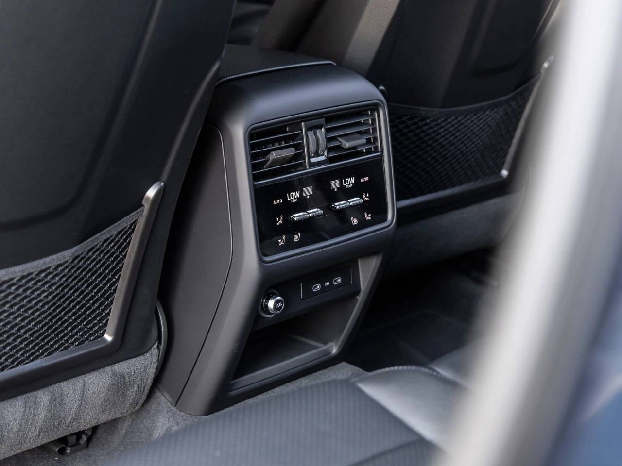 2026 Porsche Cayenne AWD