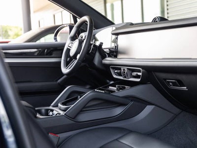 2026 Porsche Cayenne AWD