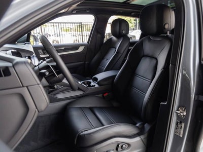 2026 Porsche Cayenne Base
