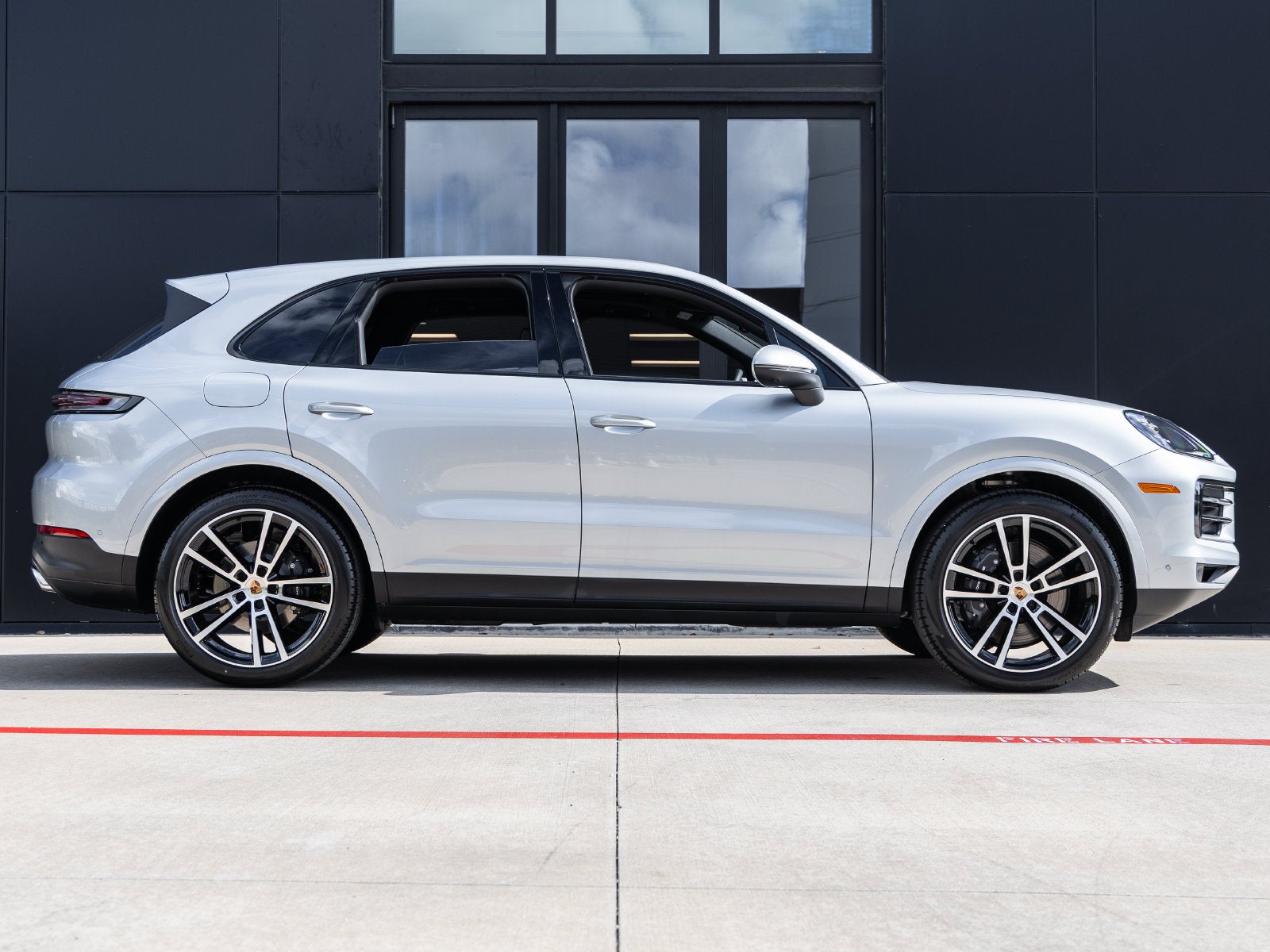 2026 Porsche Cayenne Base