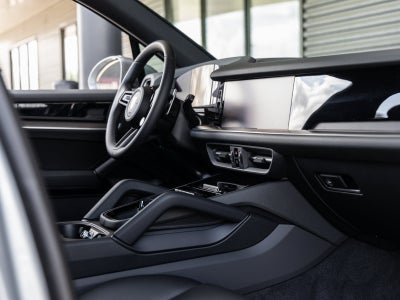 2026 Porsche Cayenne Base