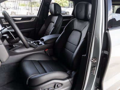2026 Porsche Cayenne Base