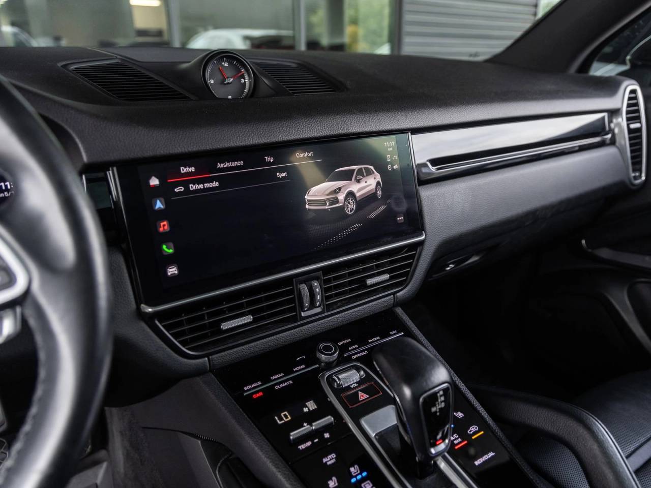 2022 Porsche Cayenne AWD