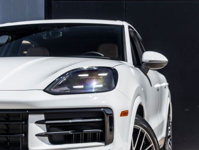 2026 Porsche Cayenne AWD