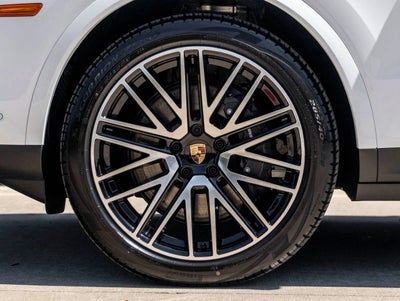 2026 Porsche Cayenne AWD