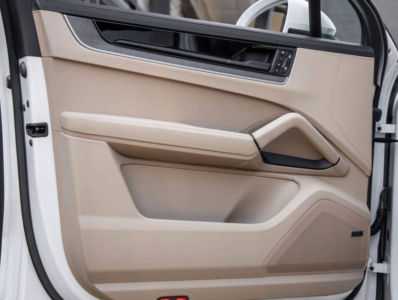 2026 Porsche Cayenne AWD