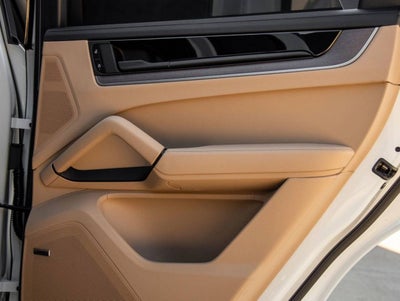 2026 Porsche Cayenne AWD