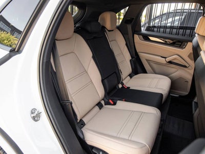 2026 Porsche Cayenne AWD