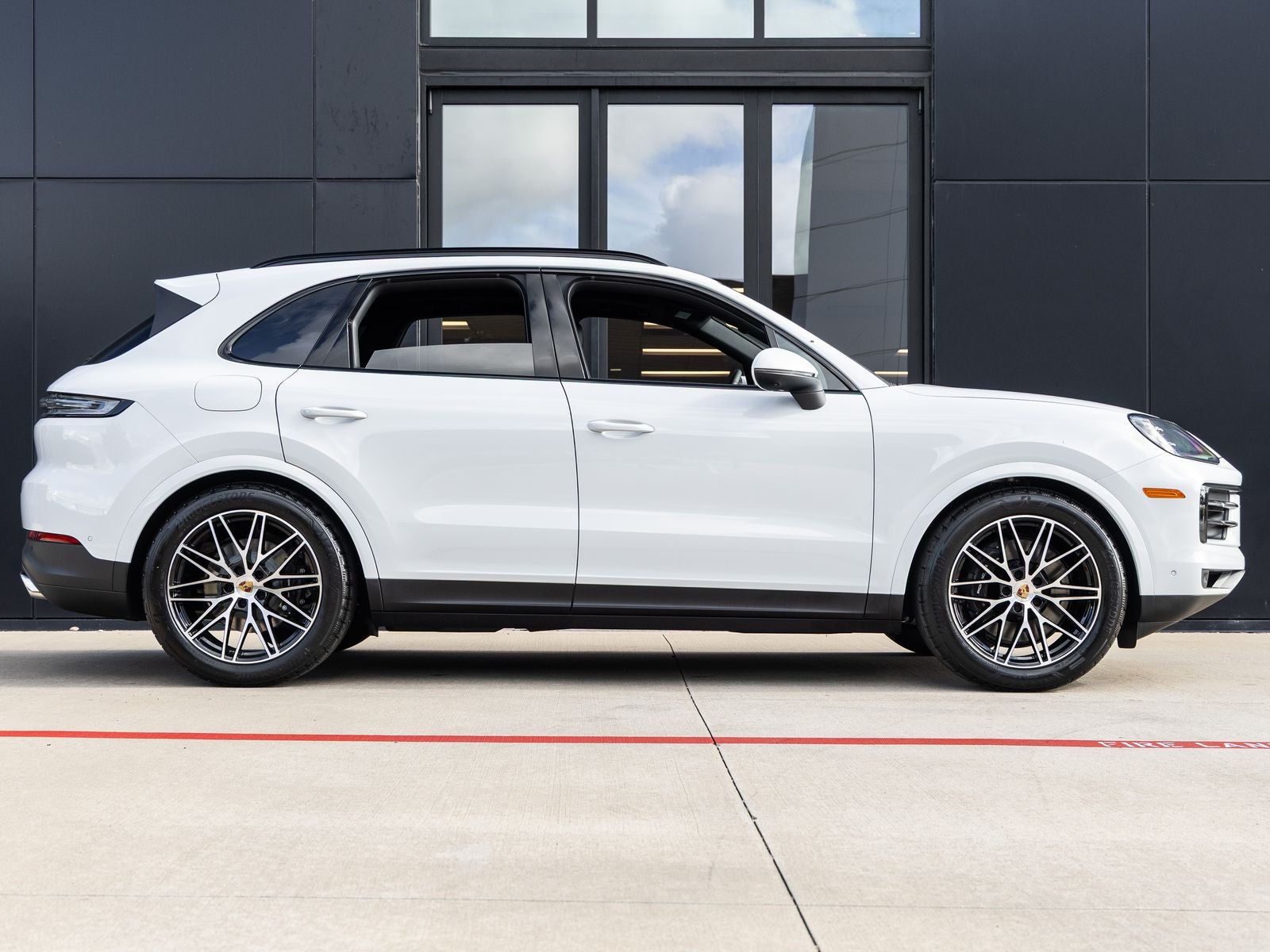 2026 Porsche Cayenne Base