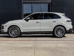 2023 Porsche Cayenne Cayenne Platinum Edition (MY23)