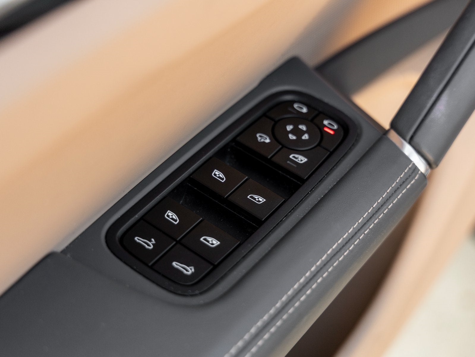 2023 Porsche Cayenne Cayenne Platinum Edition (MY23)