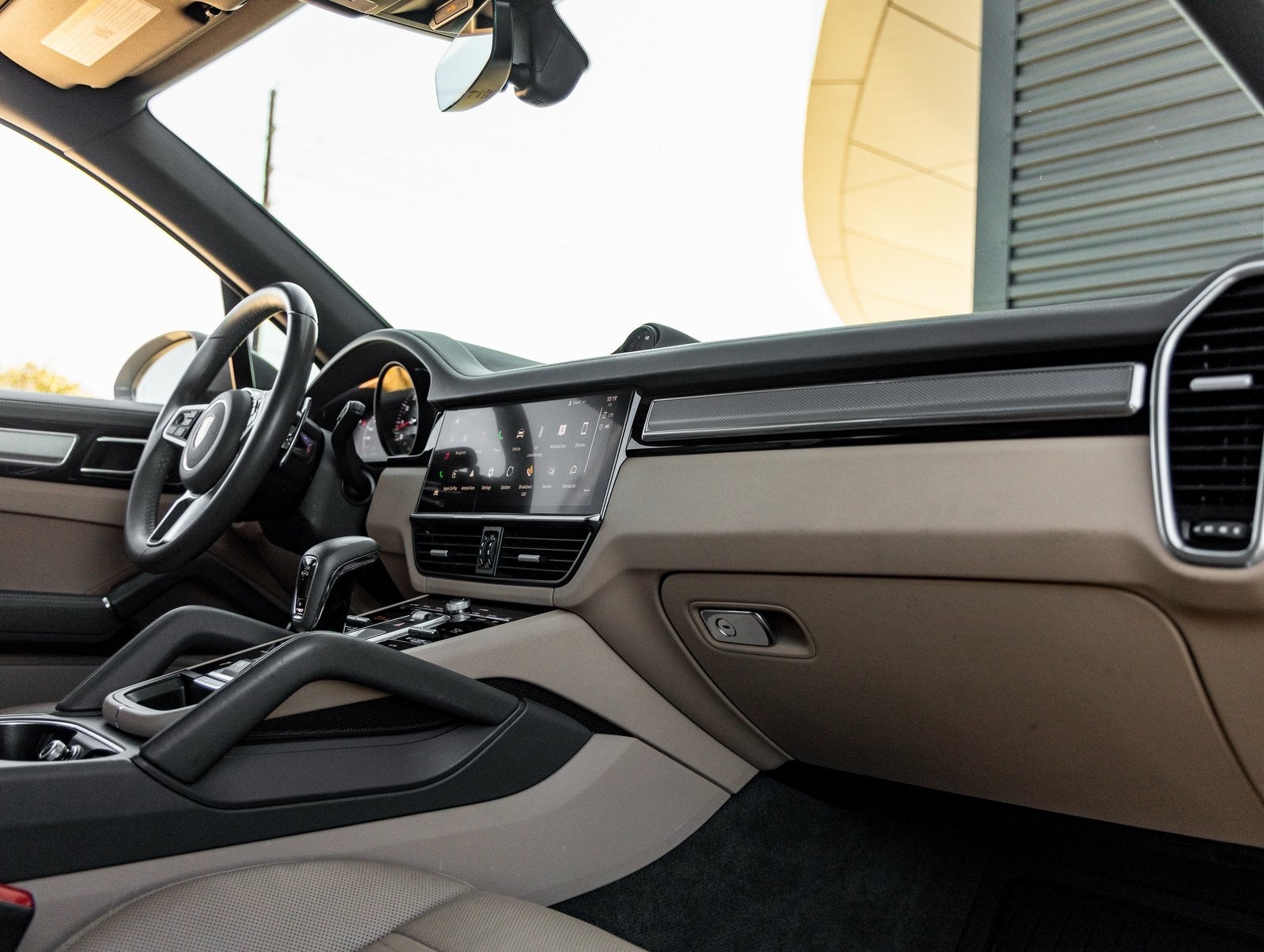 2023 Porsche Cayenne Cayenne Platinum Edition (MY23)