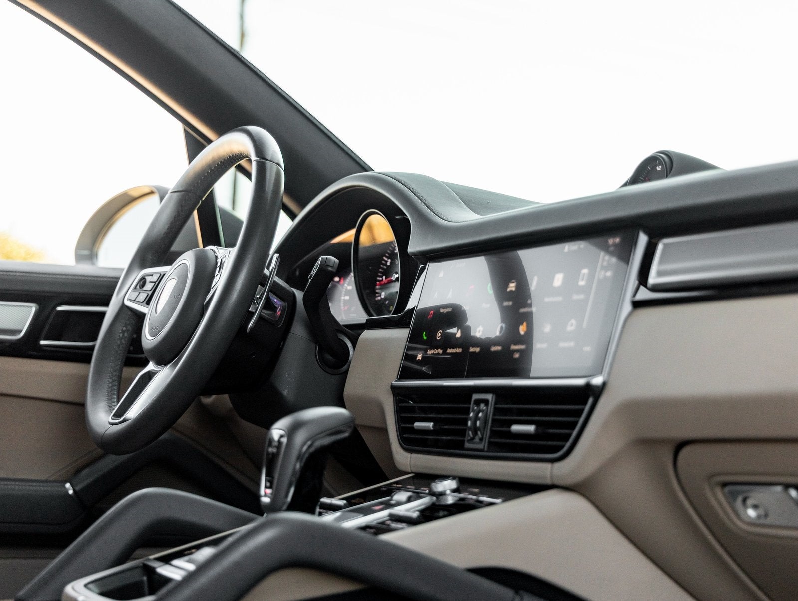 2023 Porsche Cayenne Cayenne Platinum Edition (MY23)